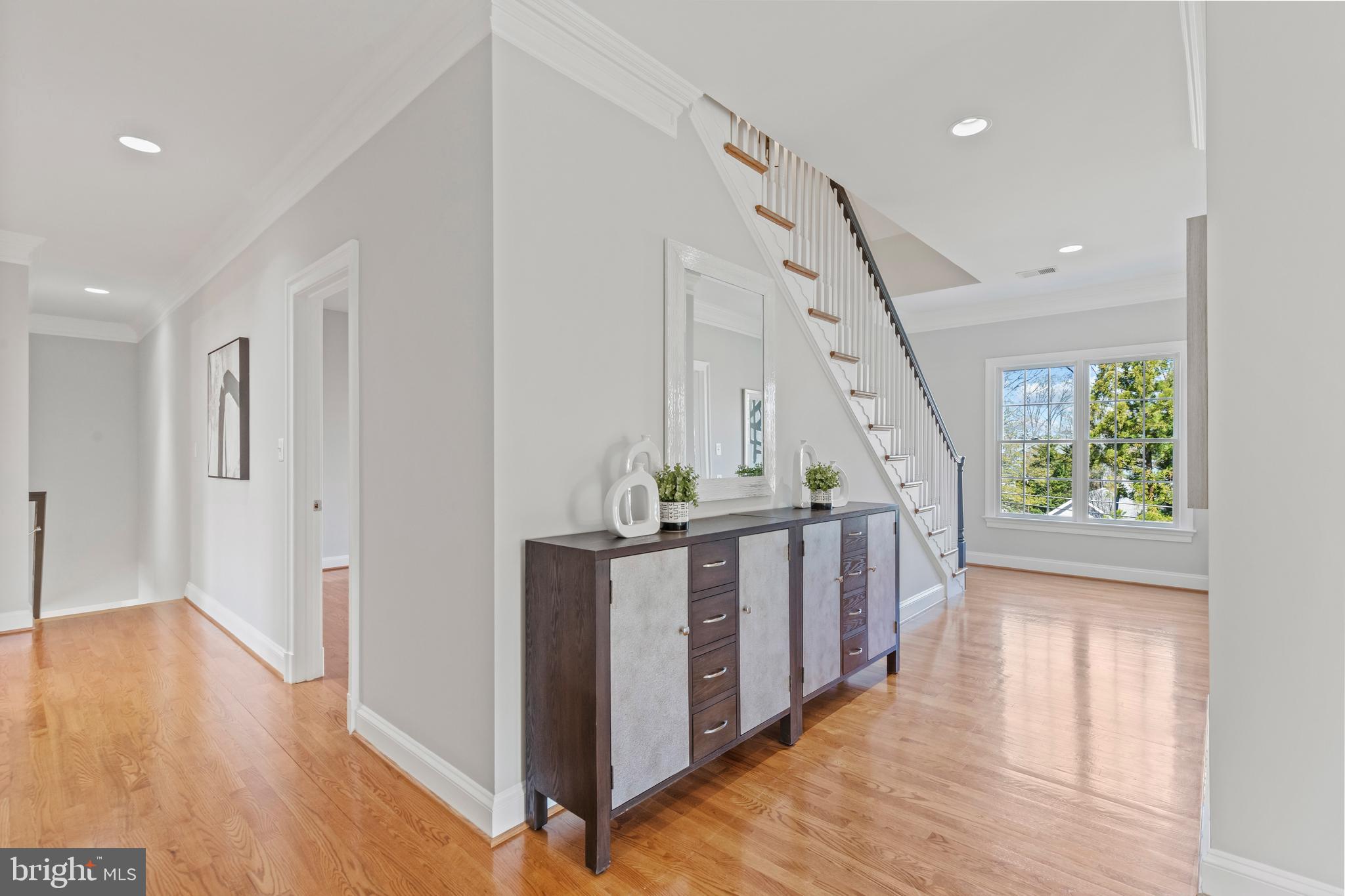 HANSBOROUGH - Residential