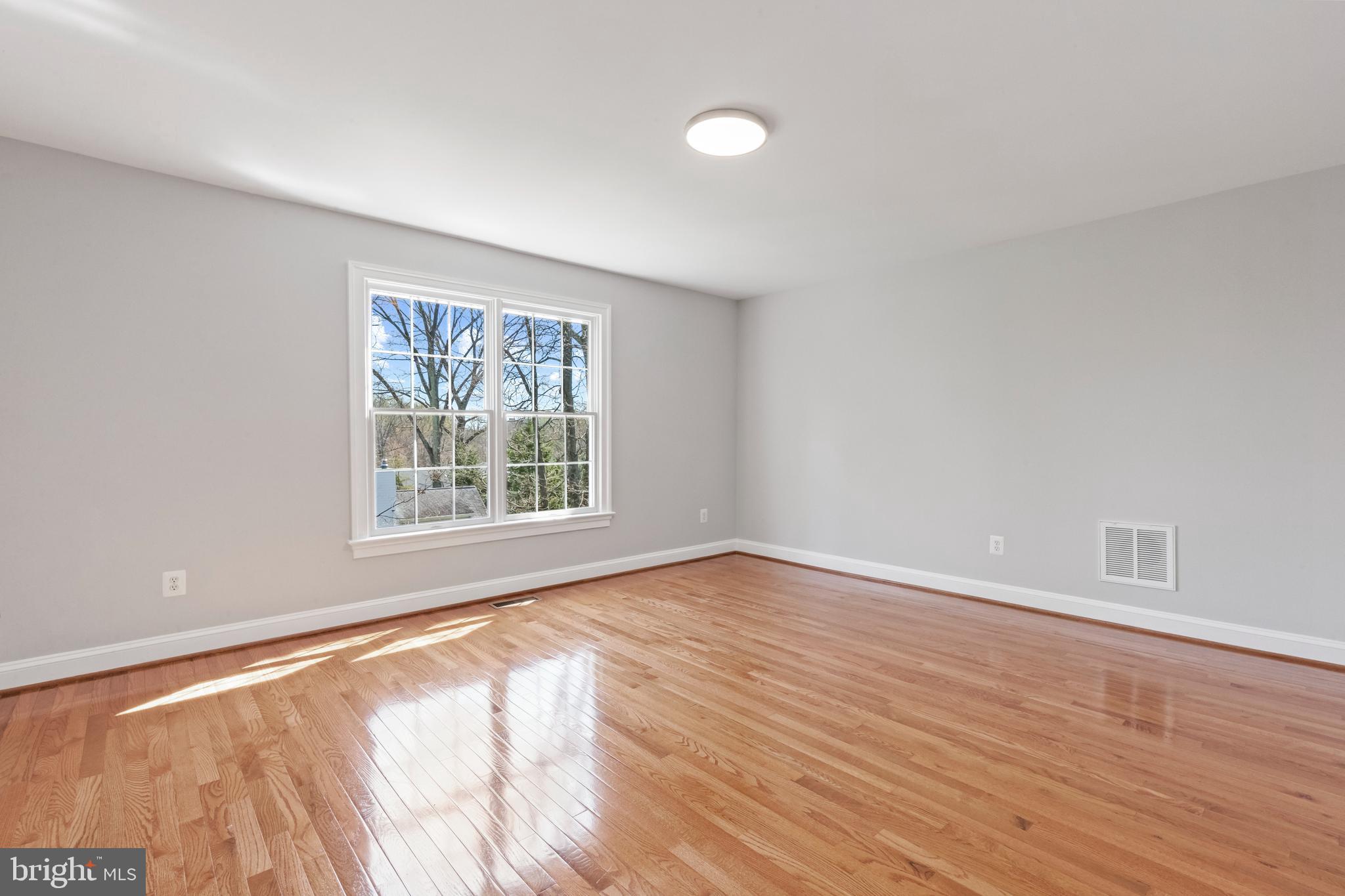 HANSBOROUGH - Residential