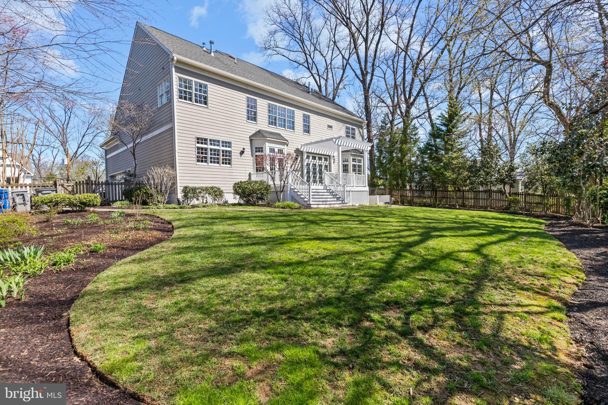 HANSBOROUGH - Residential