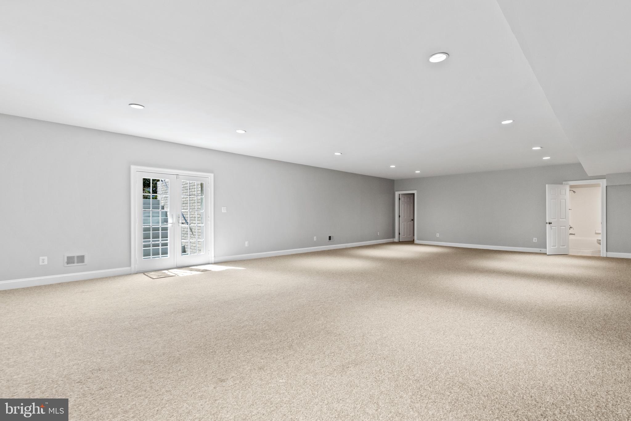 HANSBOROUGH - Residential