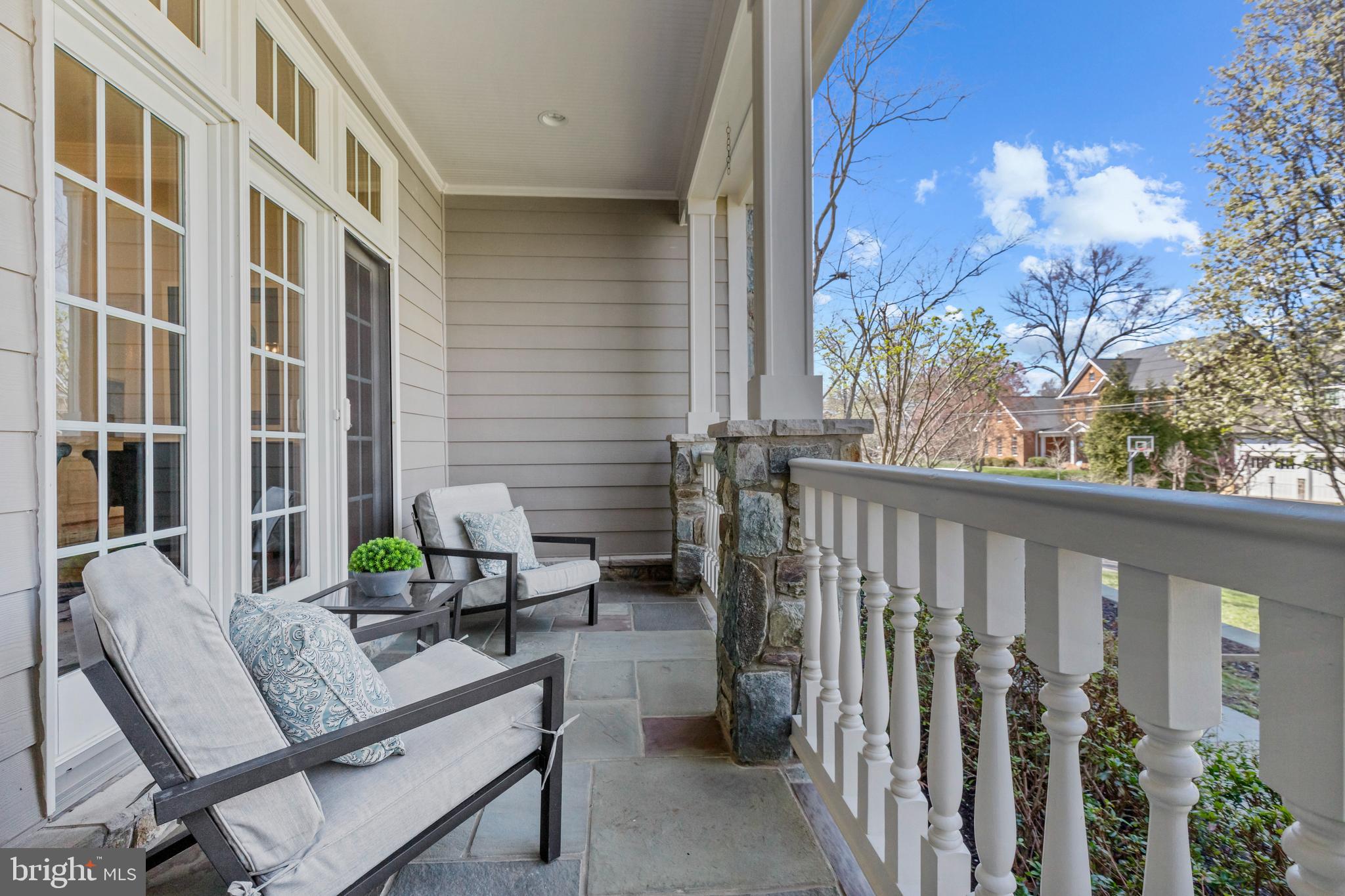 HANSBOROUGH - Residential