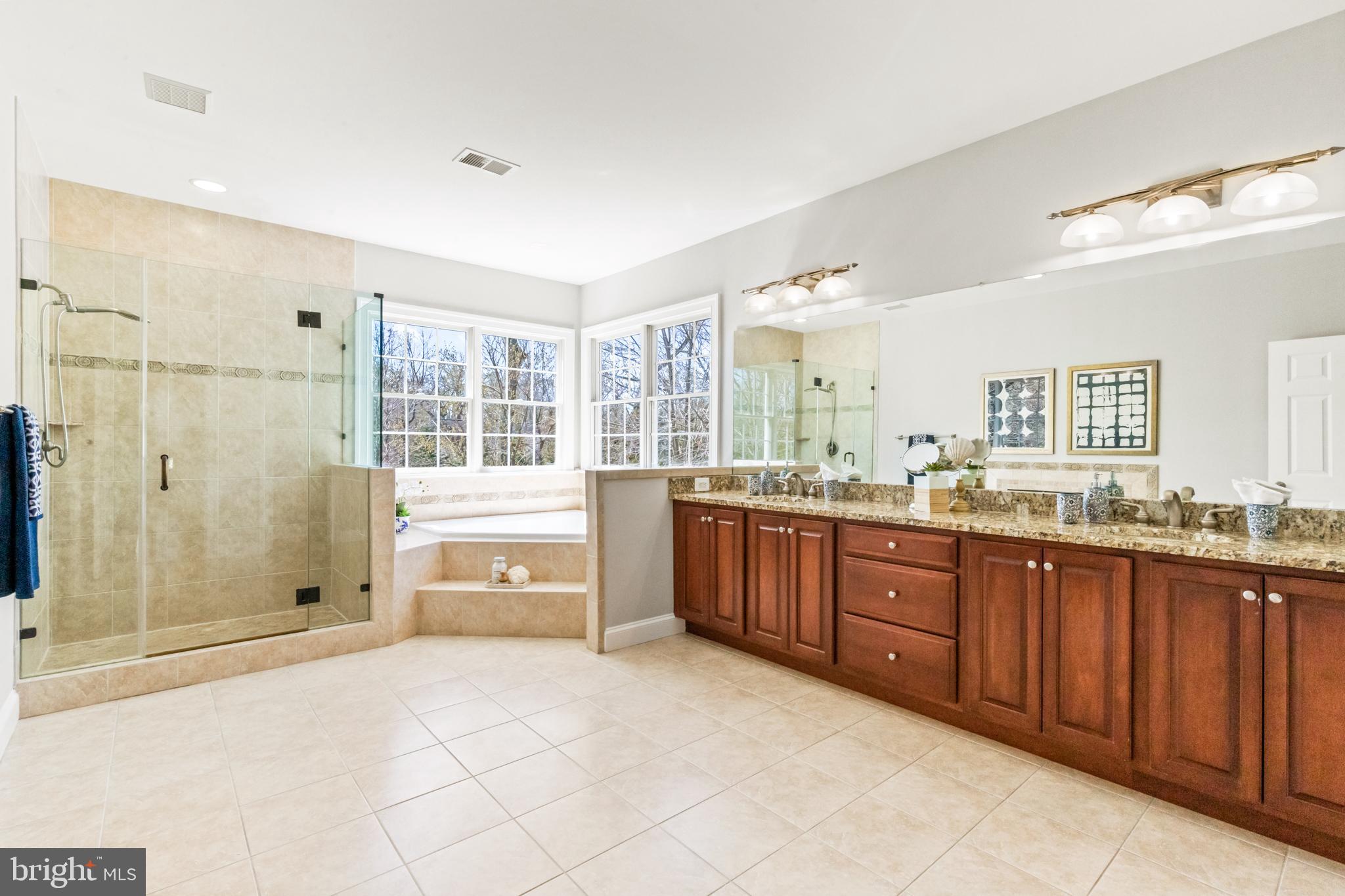 HANSBOROUGH - Residential