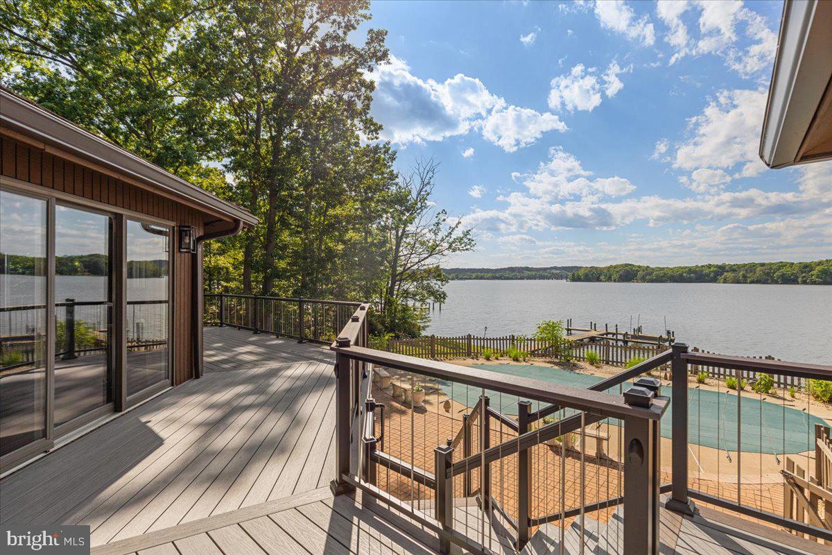 SHADY COVE ESTATES - Residential