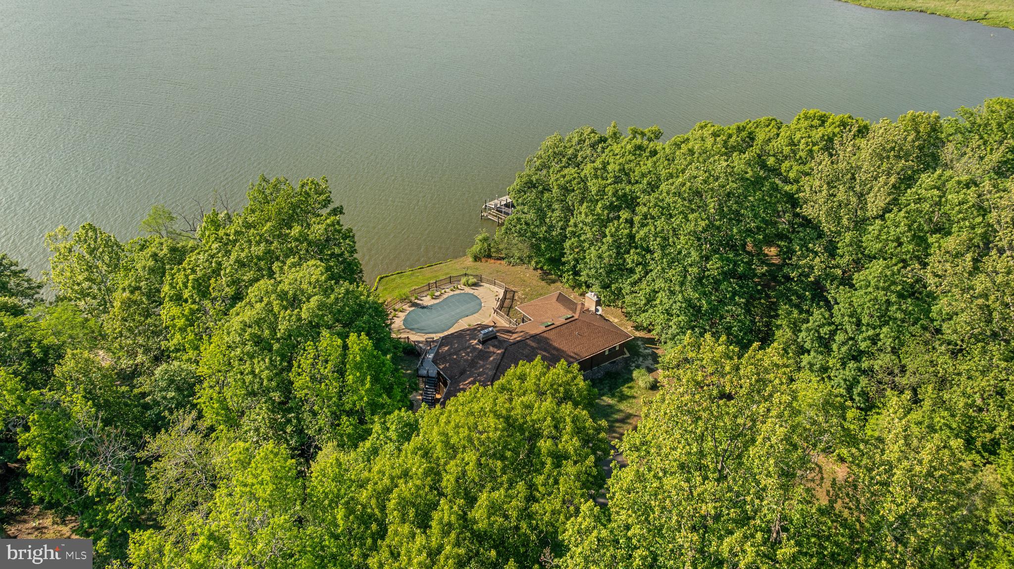 SHADY COVE ESTATES - Residential