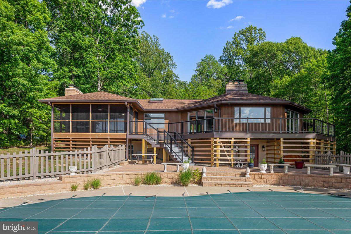 SHADY COVE ESTATES - Residential