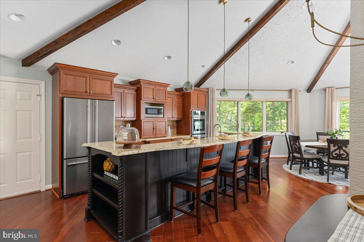 SHADY COVE ESTATES - Residential