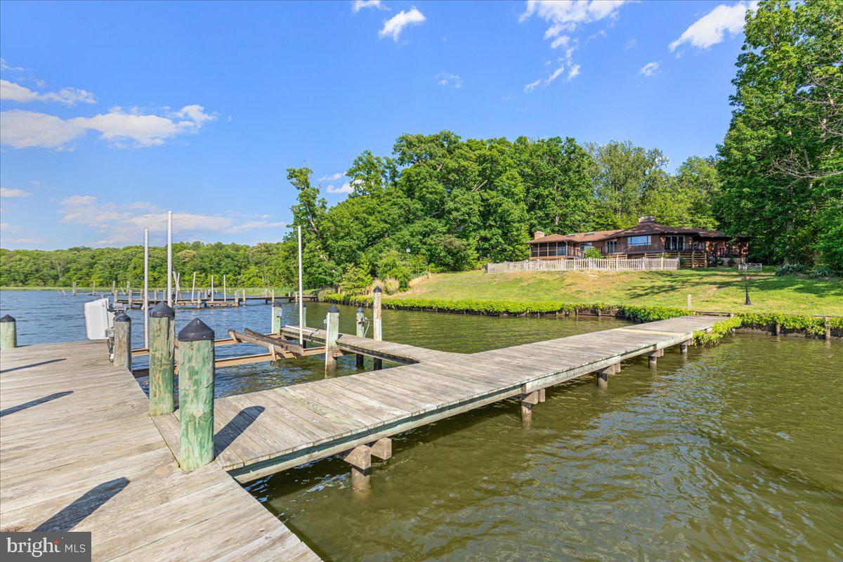 SHADY COVE ESTATES - Residential