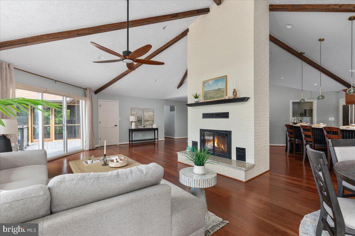 SHADY COVE ESTATES - Residential