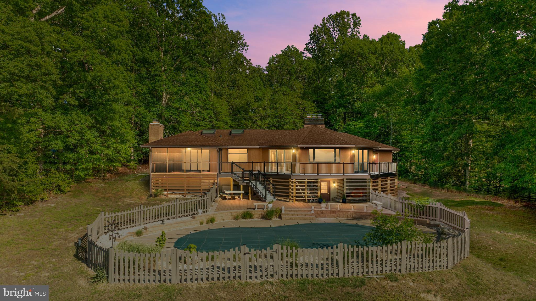 SHADY COVE ESTATES - Residential