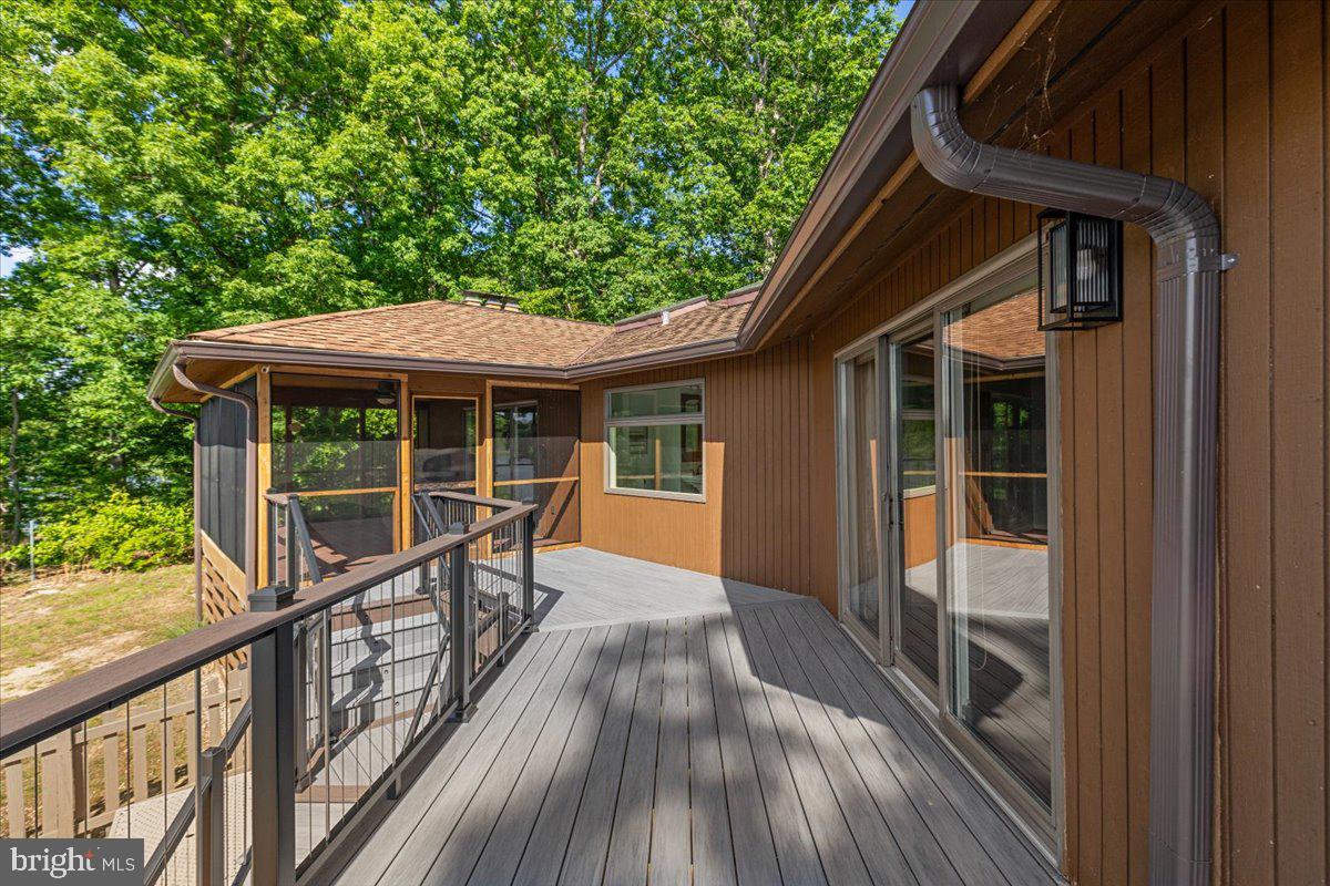 SHADY COVE ESTATES - Residential