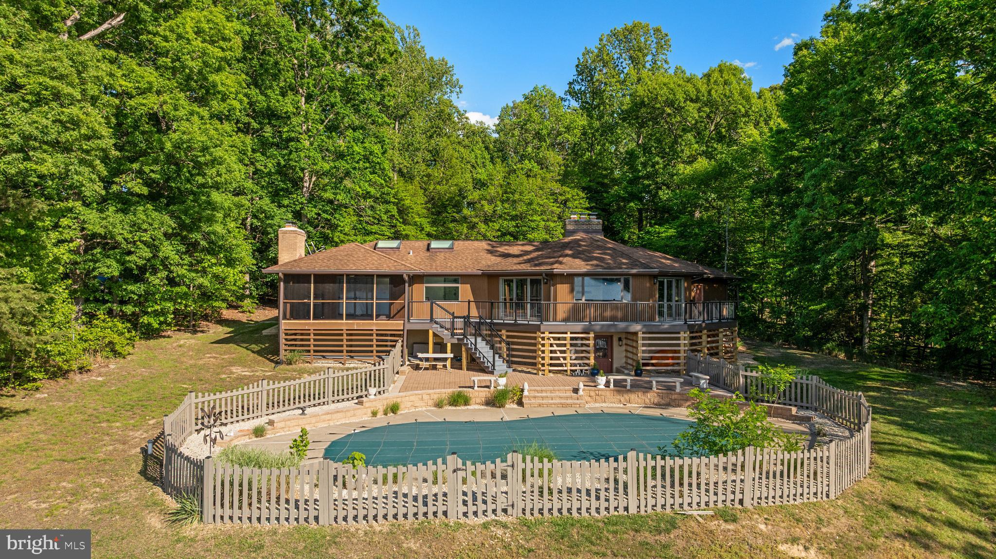 SHADY COVE ESTATES - Residential
