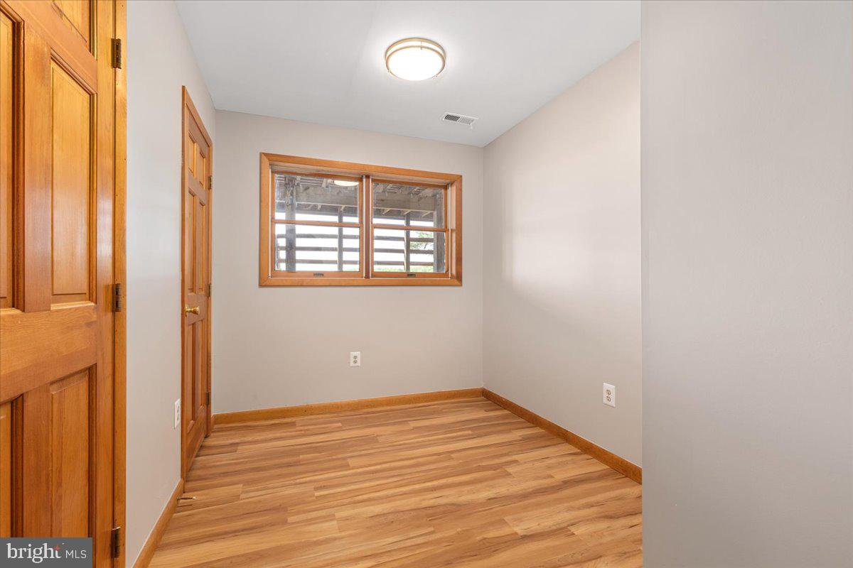 SHADY COVE ESTATES - Residential