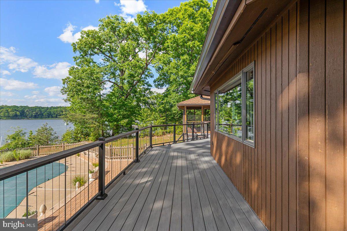 SHADY COVE ESTATES - Residential
