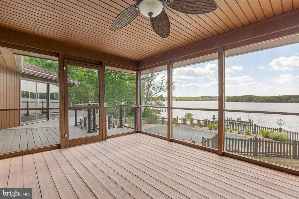 SHADY COVE ESTATES - Residential