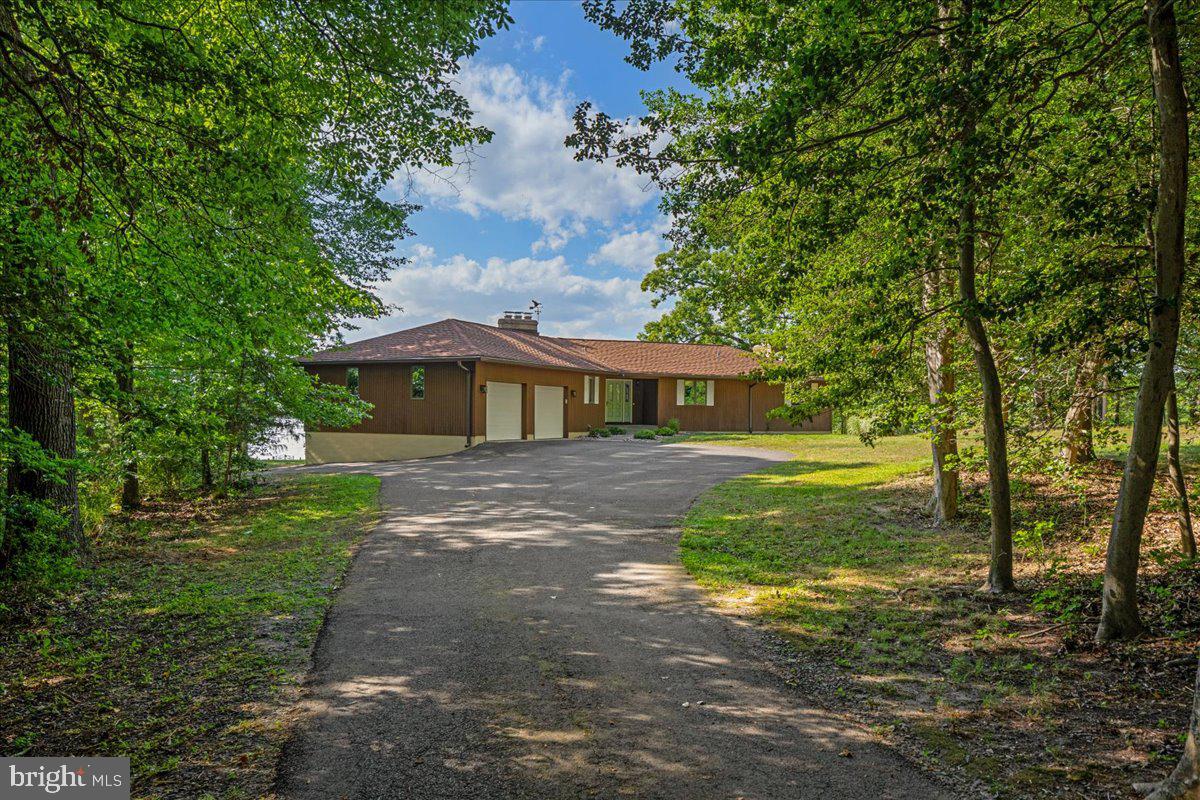 SHADY COVE ESTATES - Residential