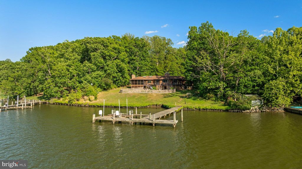 Photo of 106 Shady Cove Lane, STAFFORD, VA 22554 (MLS # VAST2046620)