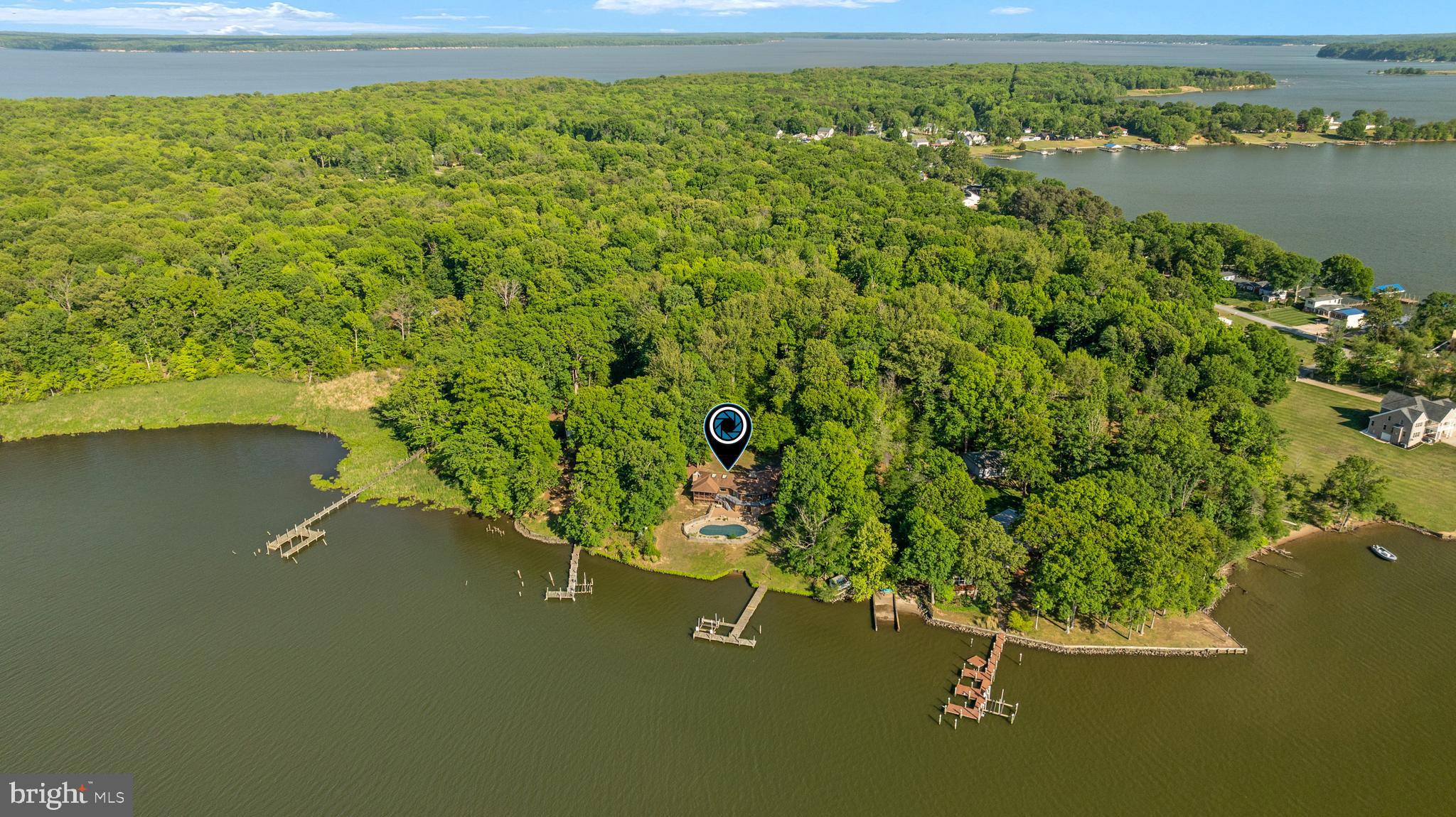 SHADY COVE ESTATES - Residential