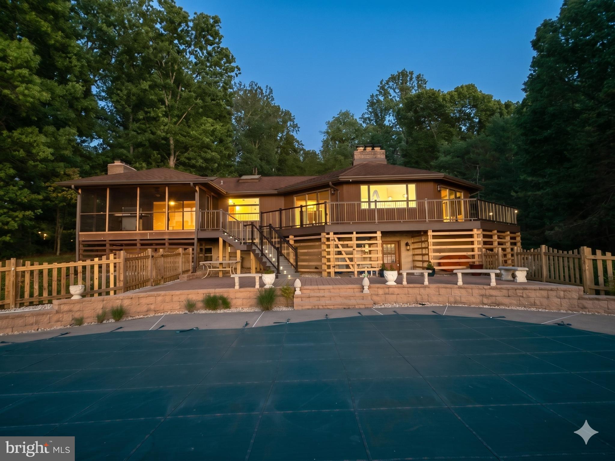 106 SHADY COVE LANE