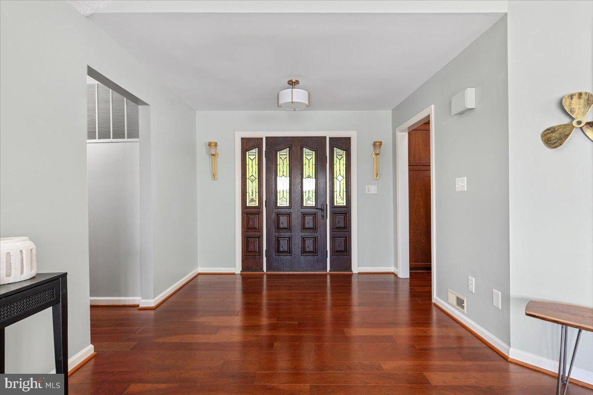 SHADY COVE ESTATES - Residential