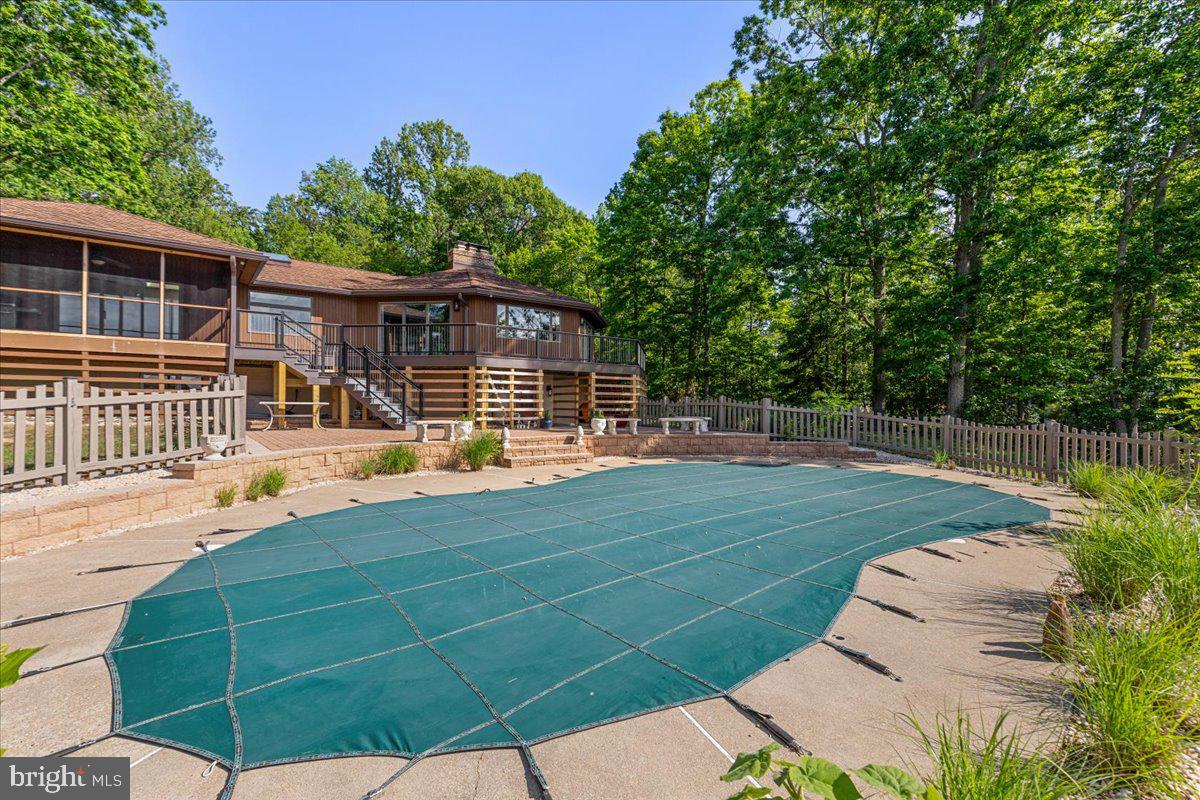 SHADY COVE ESTATES - Residential