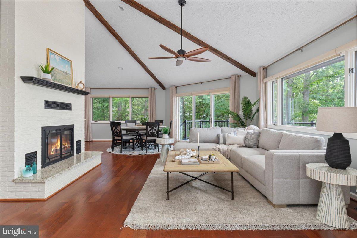 SHADY COVE ESTATES - Residential