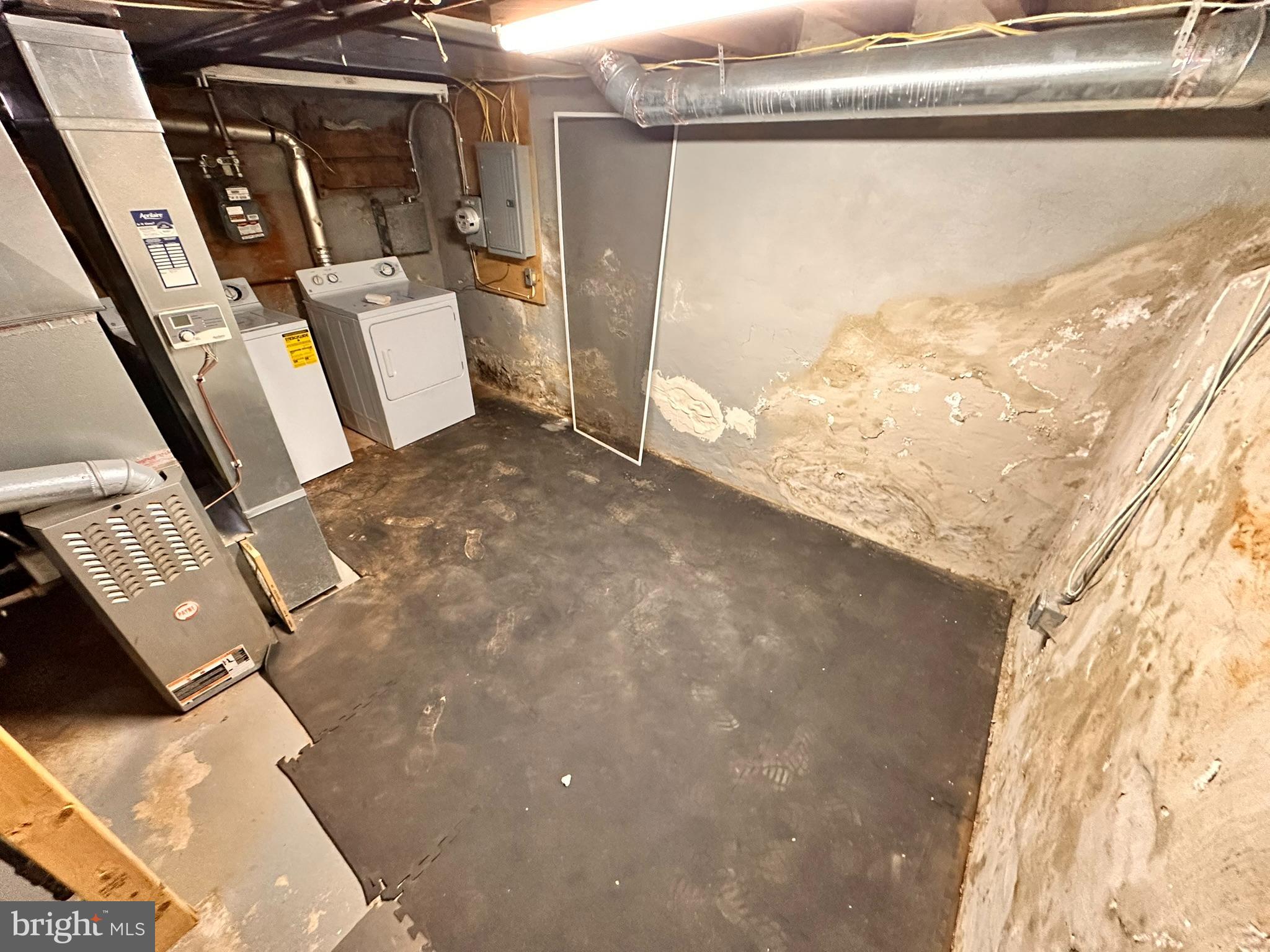 FITLER SQUARE - Residential Lease