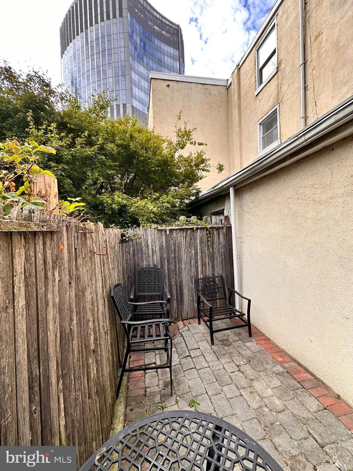 FITLER SQUARE - Residential Lease