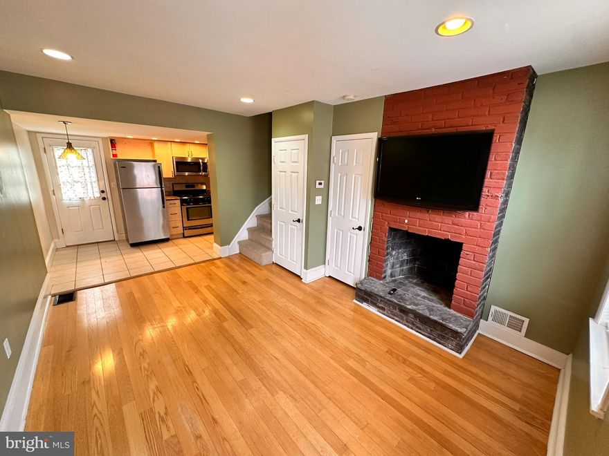 Prime location! Two bedroom, two full baths home (approx 800 sq ft)  located steps from South St Bridge and a brand new CHOP Research building. Hardwood floors, cozy living room with a wood burning fireplace,  modern kitchen with granite counter tops and stainless steel appliances (fridge, range, dishwasher, microwave), quaint and private backyard patio. Each bedroom has a  full modern bathroom and good size closet. Central air, washer and dryer in the basement. Walk to work, enjoy a beautiful Schuylkill River trail and amazing views of Center City, walking distance to grocery store, gyms and parks! Pets negotiable with  deposit (spayed/neutered, 1yo+). Available NOW. By appointment only!
Rent is $1,795 a month plus utilities (water/sewer, gas, electric)