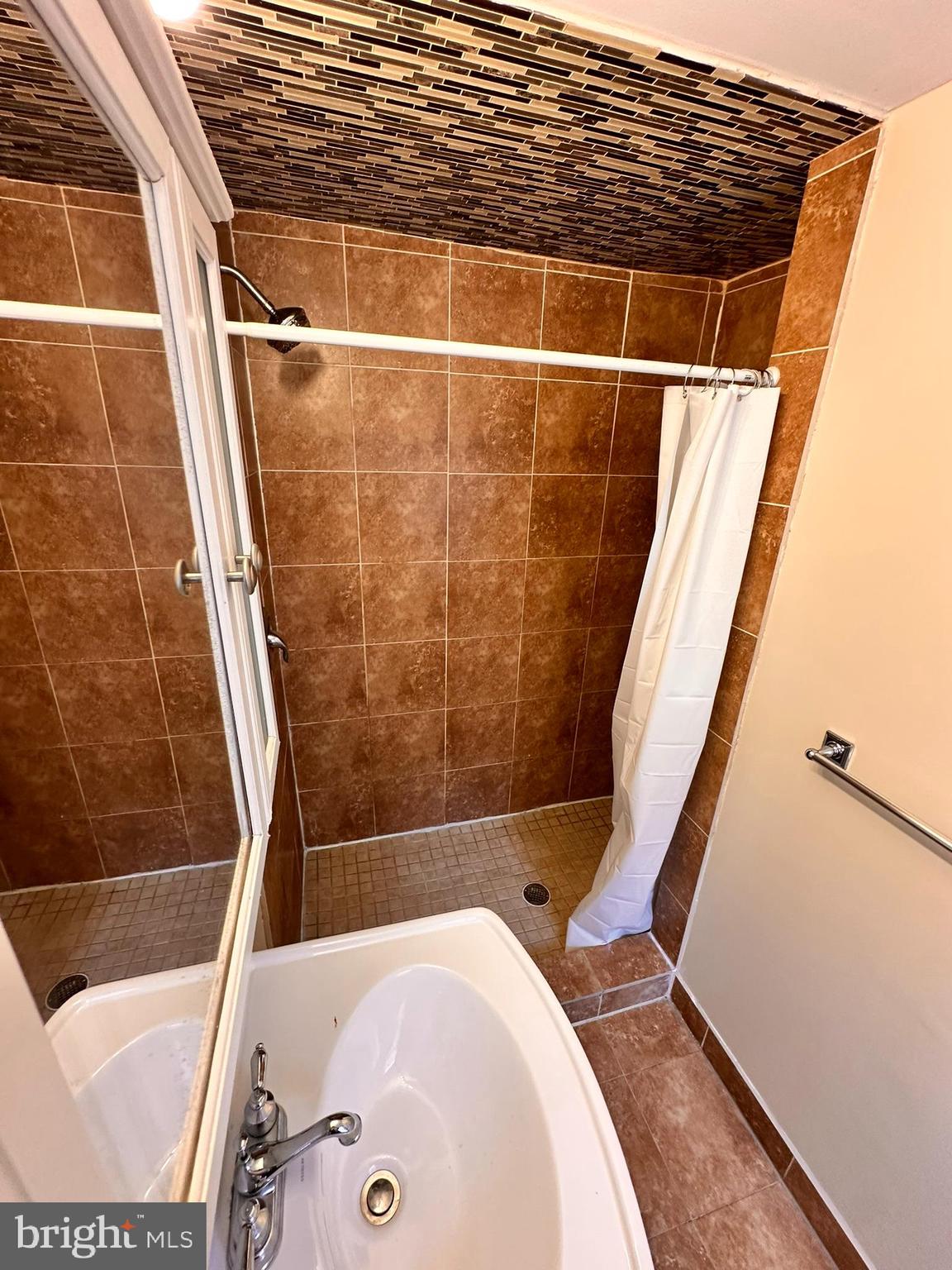 FITLER SQUARE - Residential Lease