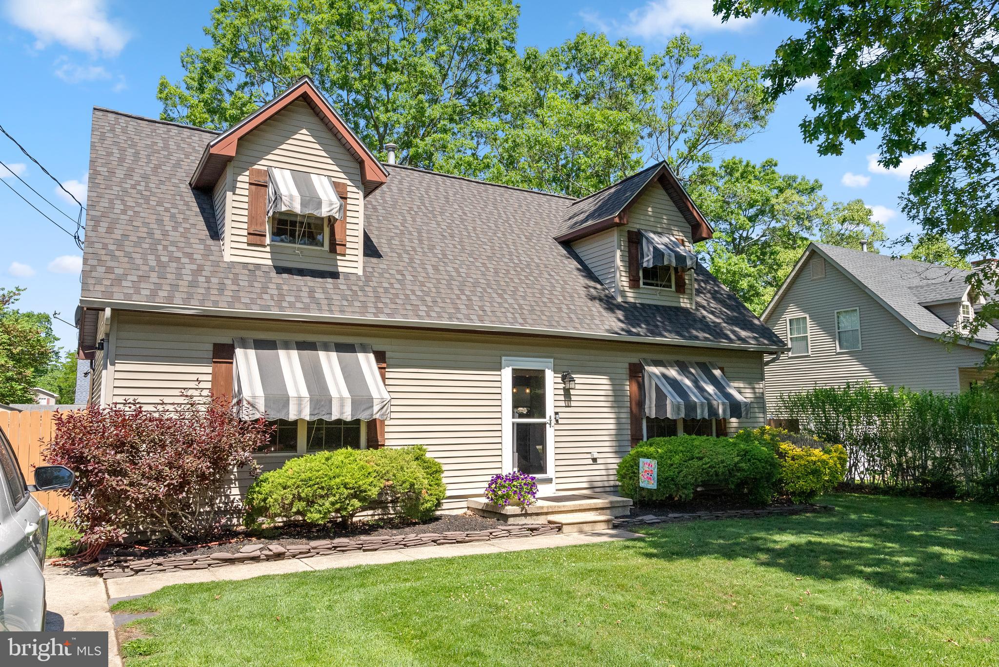 427 TULIP AVENUE