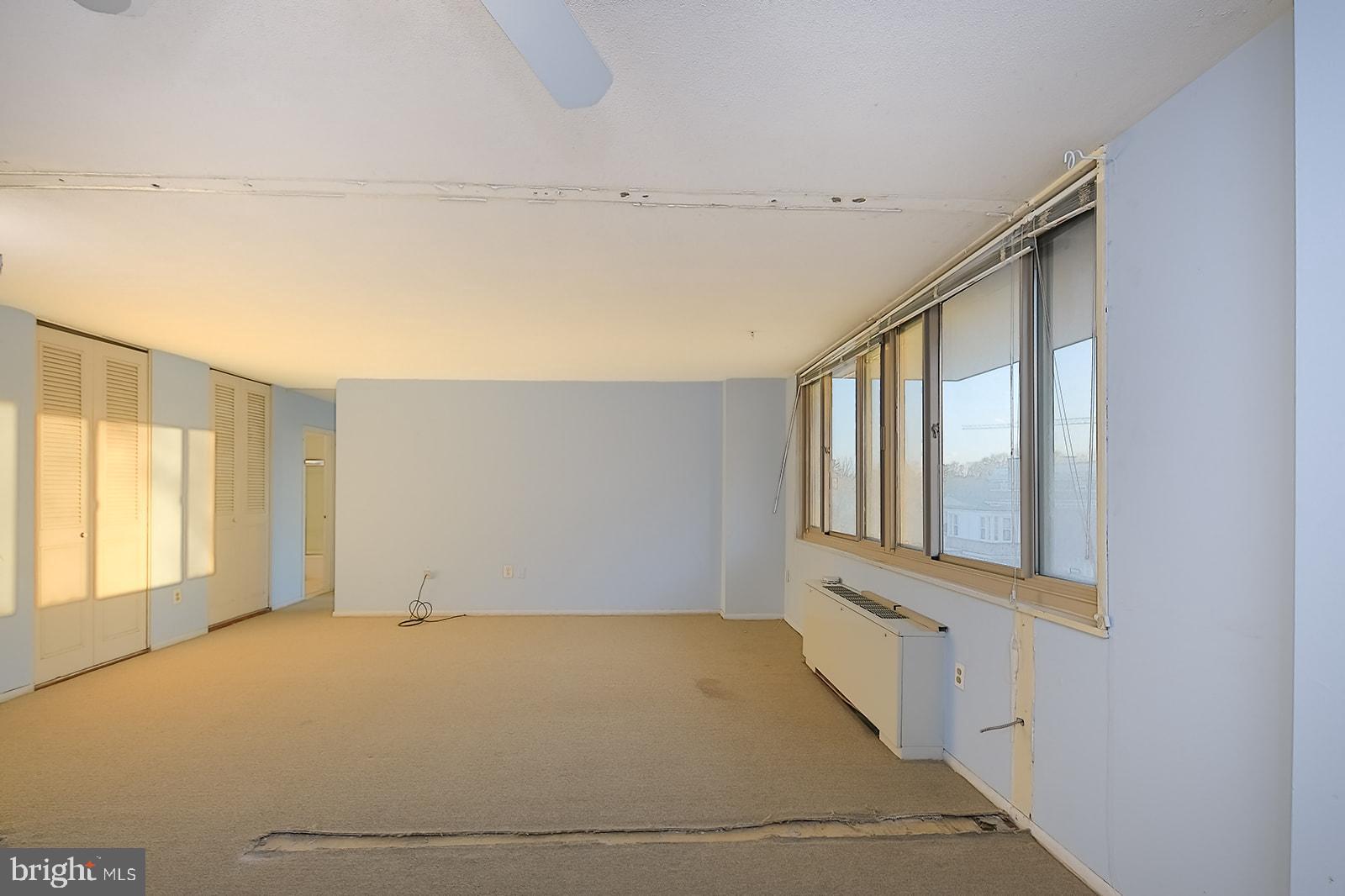 CHARLES VILLAGE - Residential