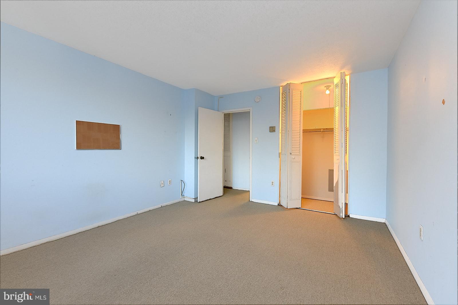 CHARLES VILLAGE - Residential