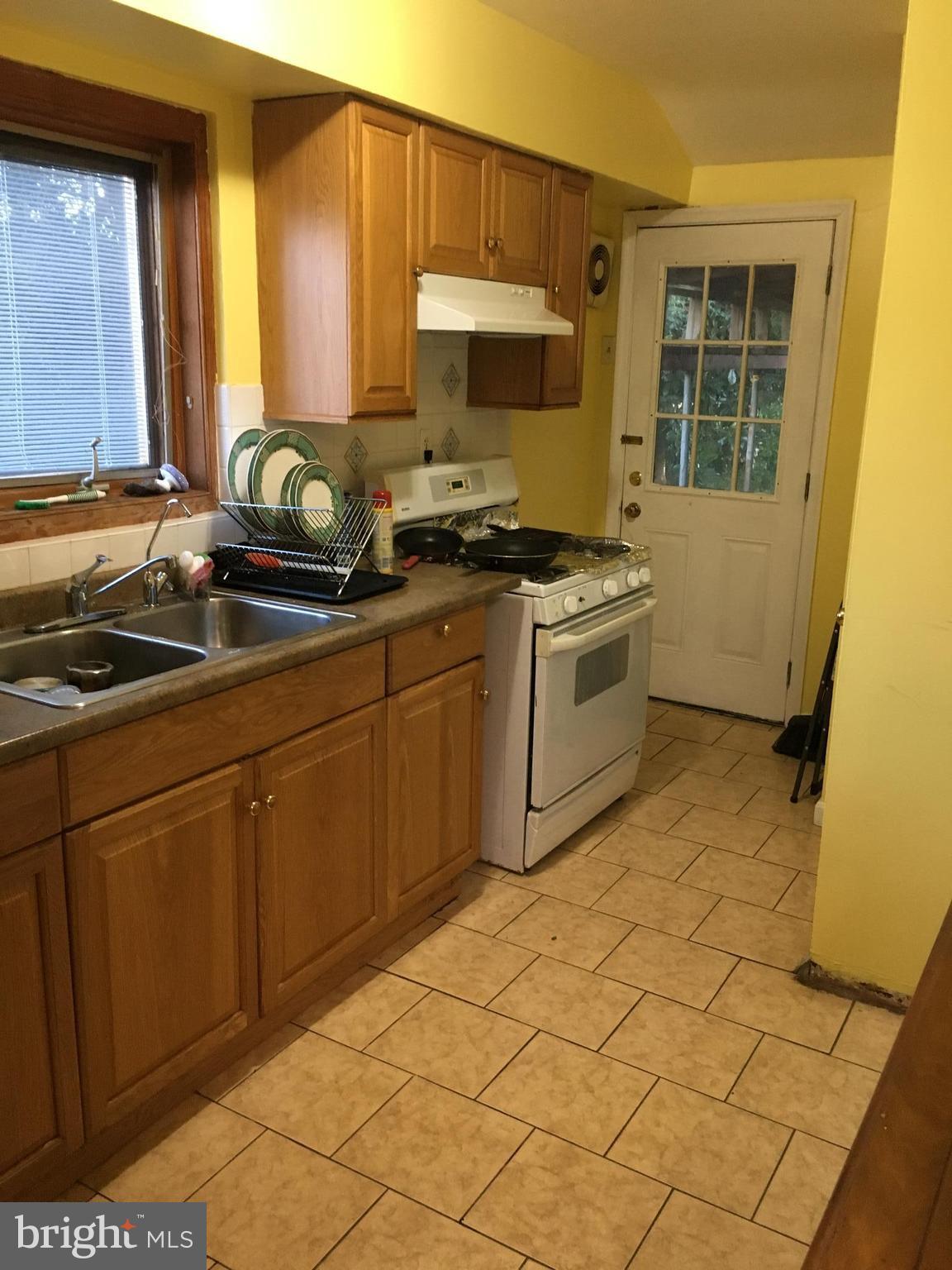 UNIVERSITY GARDENS - Residential