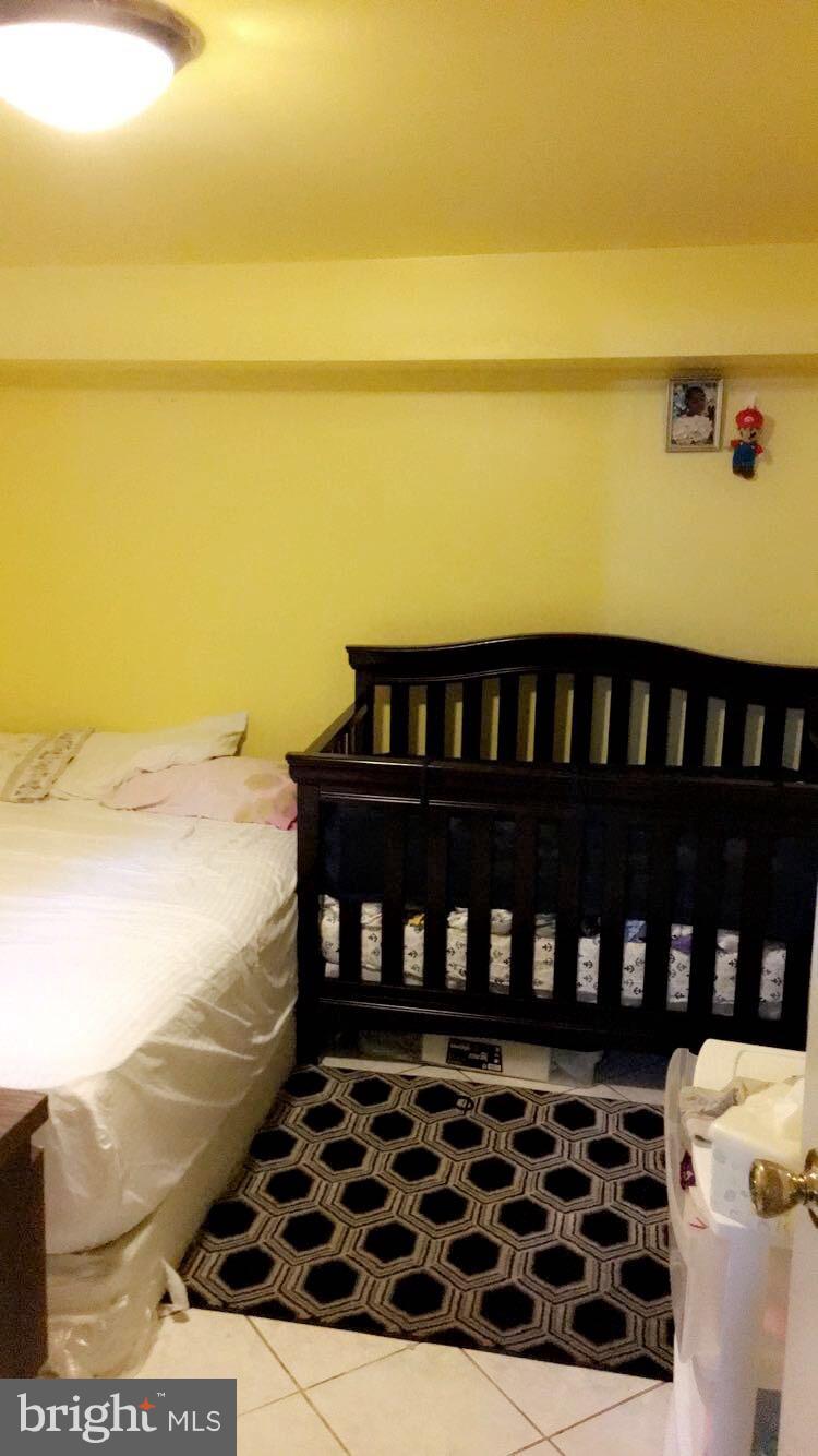 UNIVERSITY GARDENS - Residential