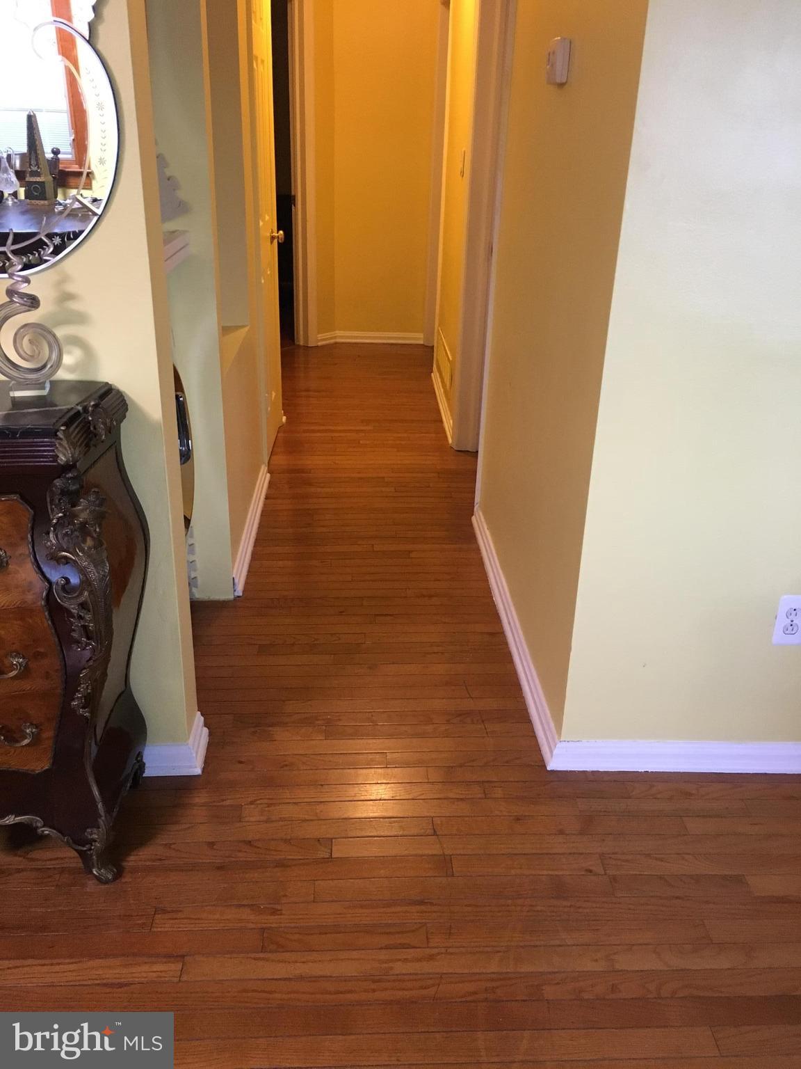 UNIVERSITY GARDENS - Residential