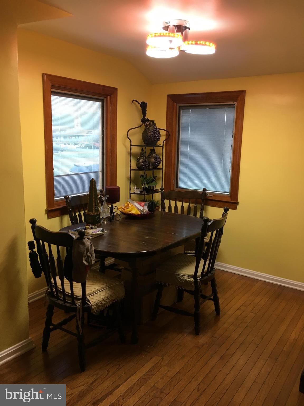 UNIVERSITY GARDENS - Residential