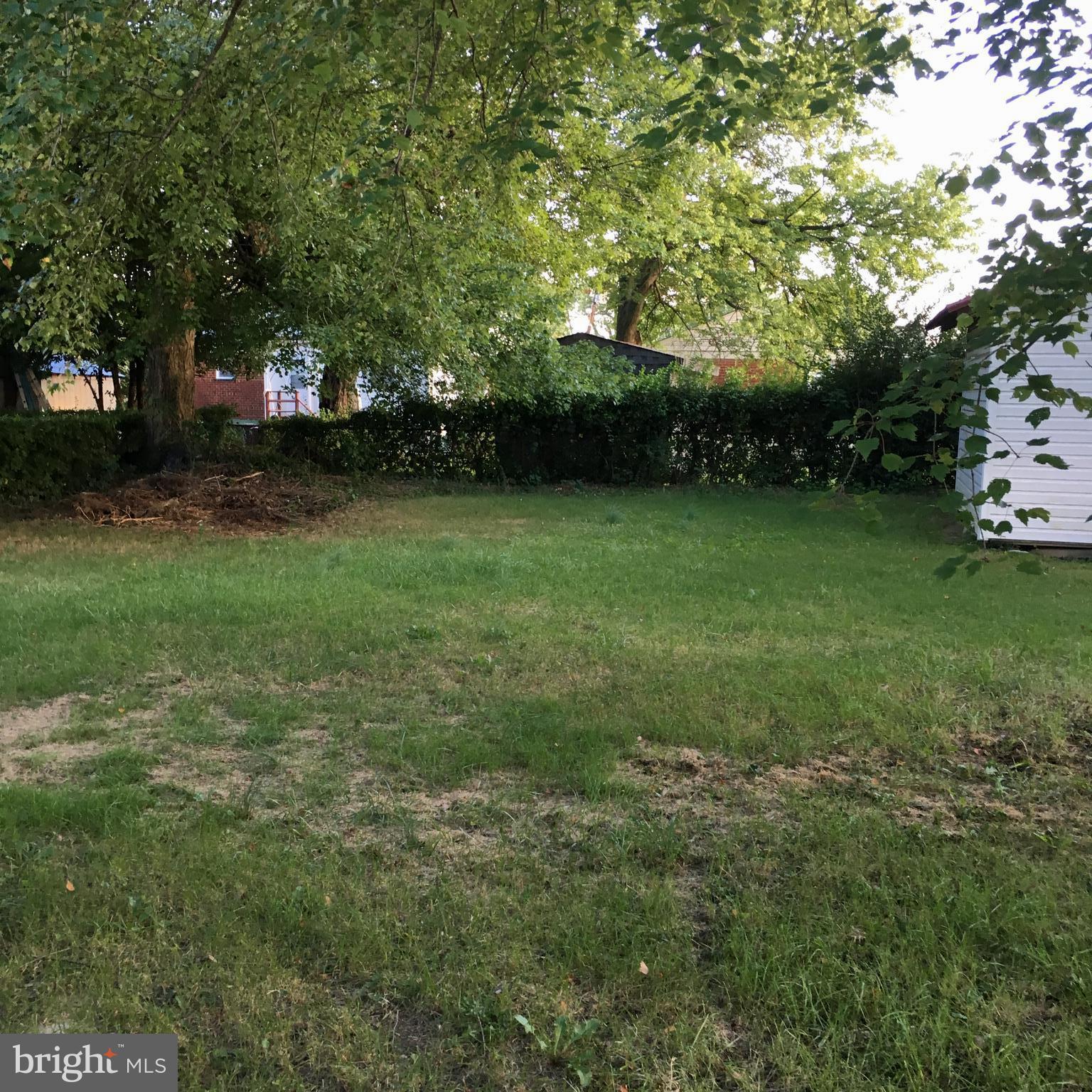 UNIVERSITY GARDENS - Residential