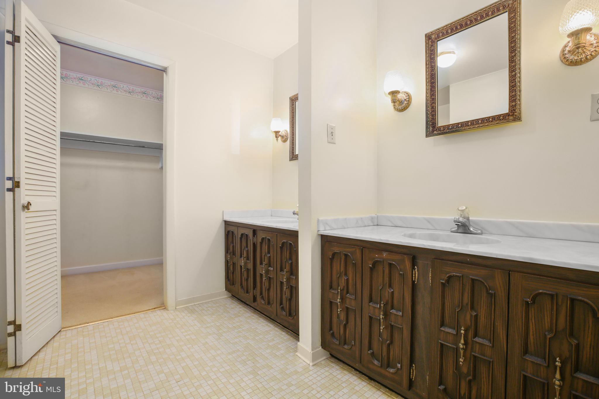 RIDGELEA - Residential