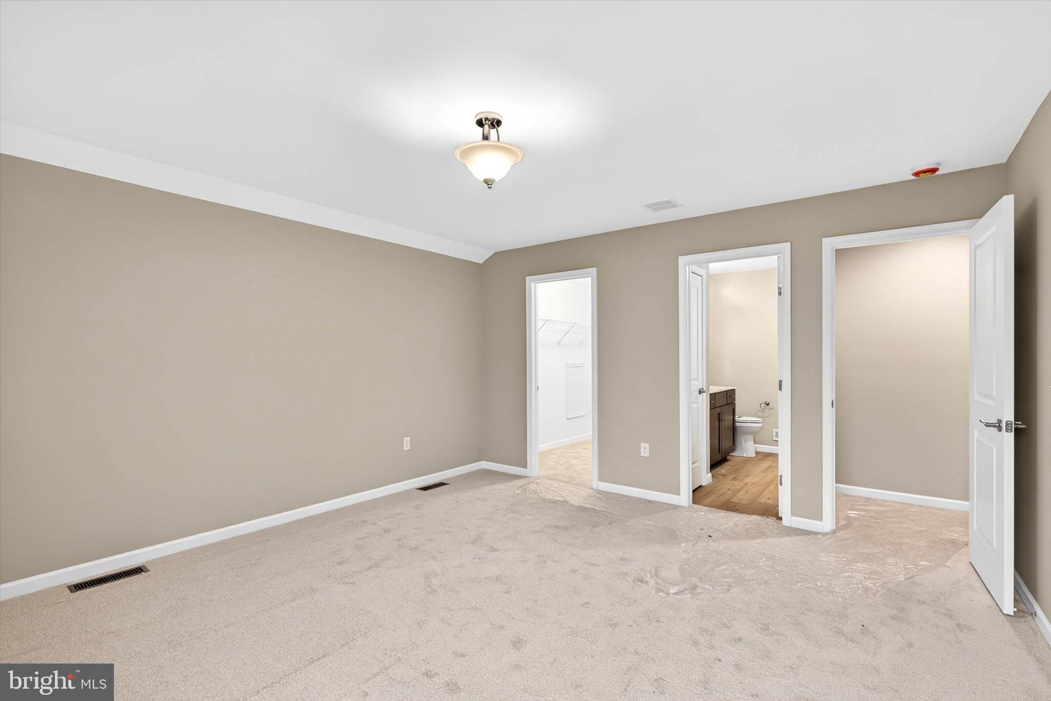 SOUTHERN VILLAGE - Residential