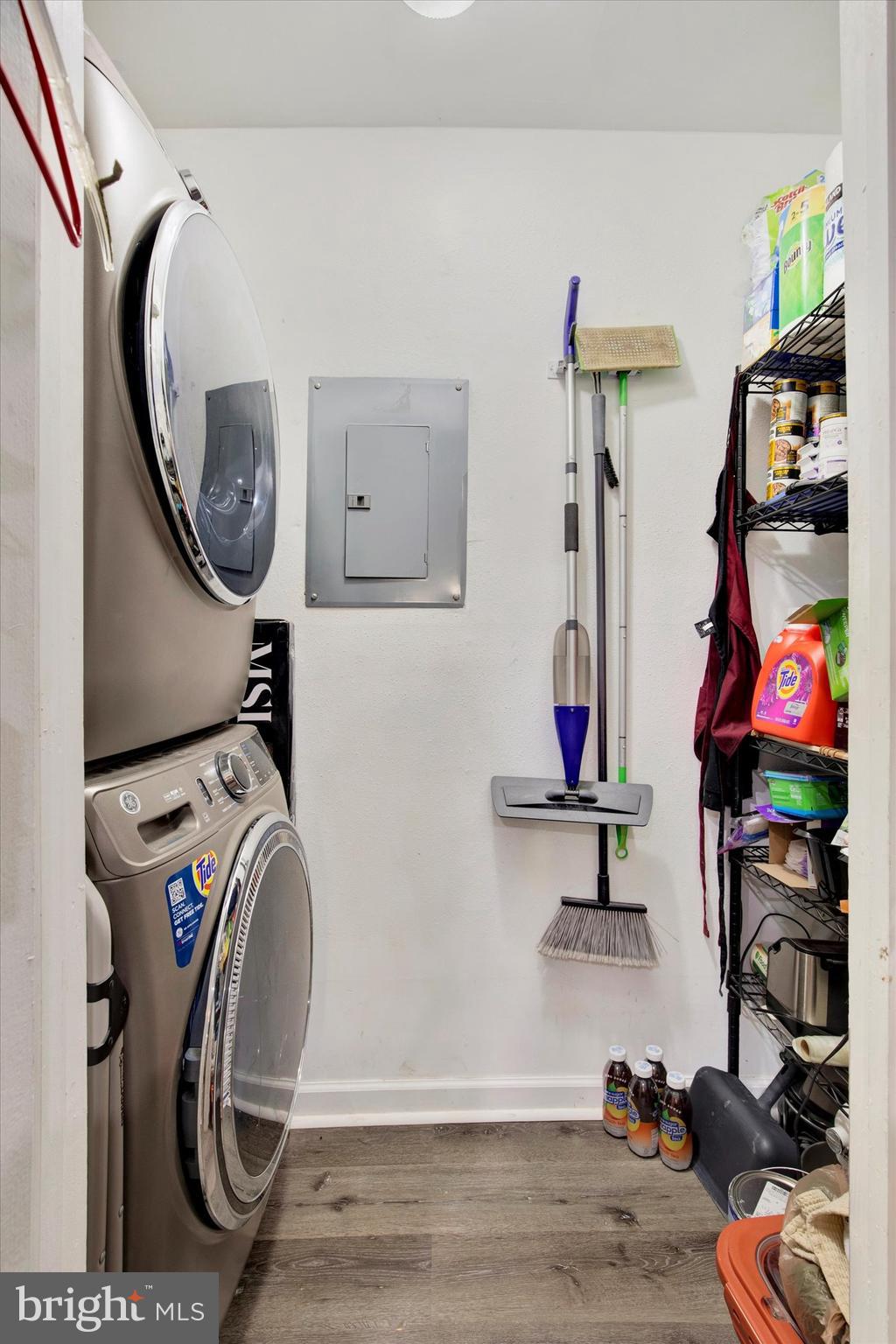 ENGLISH COUNTRY MANOR - Residential