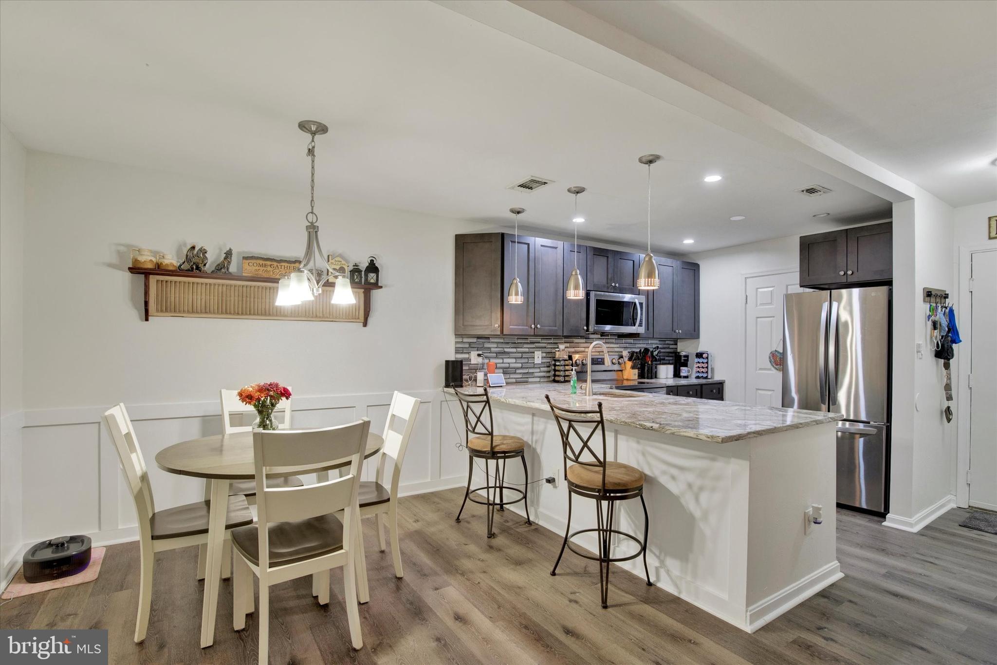 ENGLISH COUNTRY MANOR - Residential