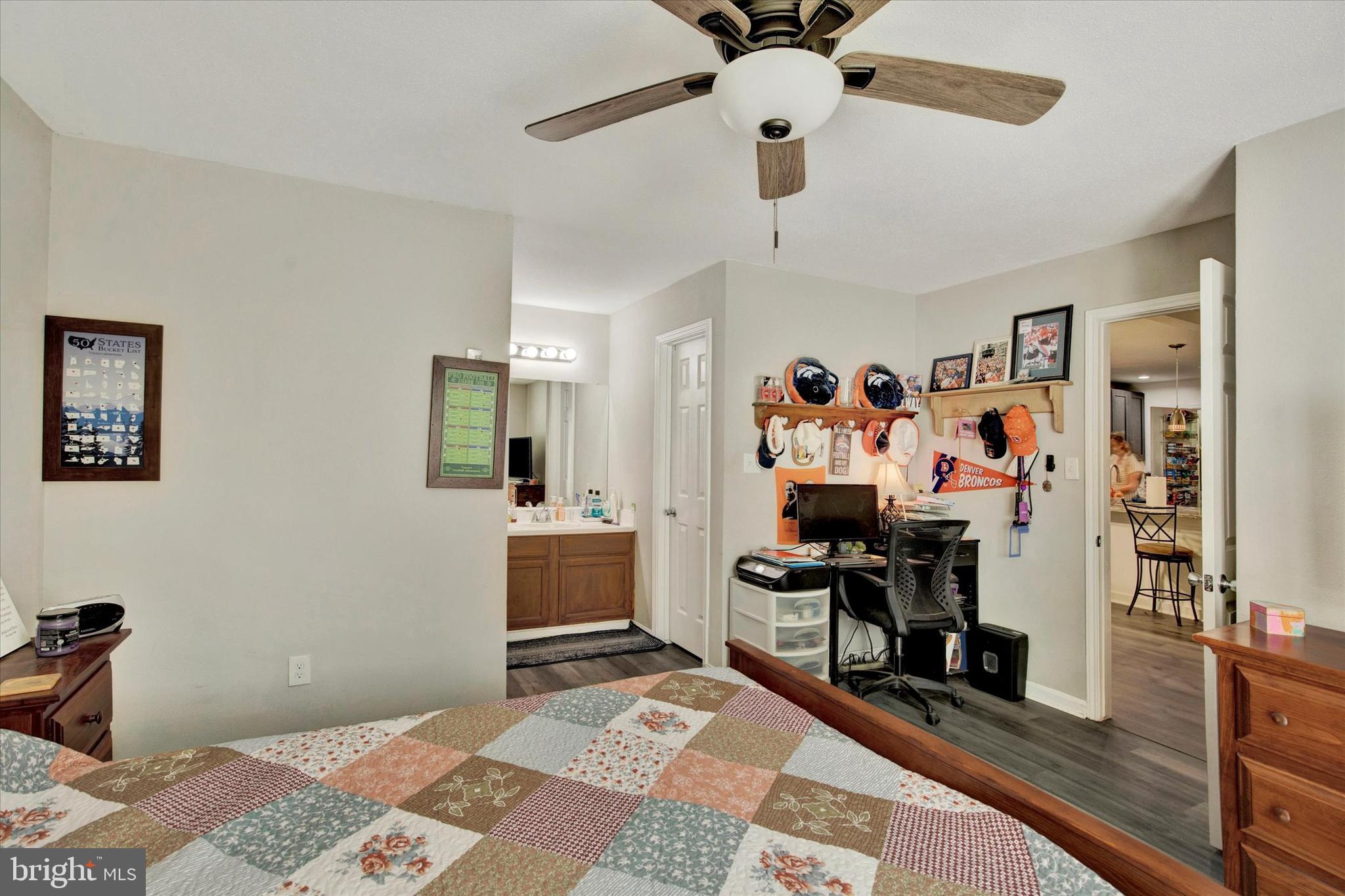 ENGLISH COUNTRY MANOR - Residential