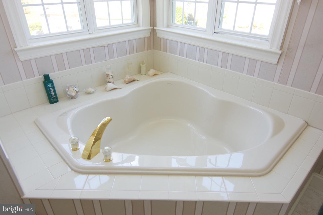 SPRING RIDGE - Residential