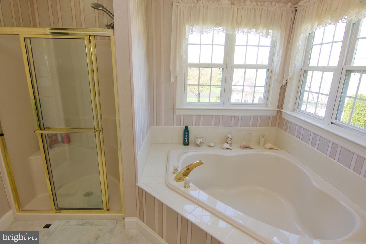 SPRING RIDGE - Residential