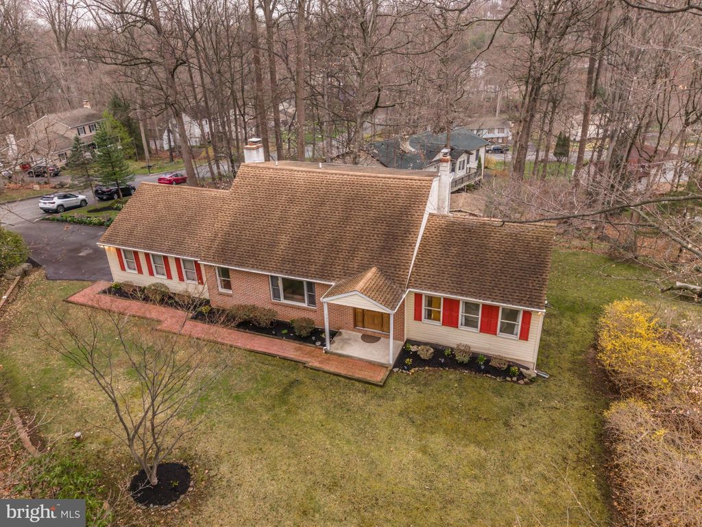 Photo of 121 Snyder Road, POTTSTOWN, PA 19464 (MLS # PAMC2172512)
