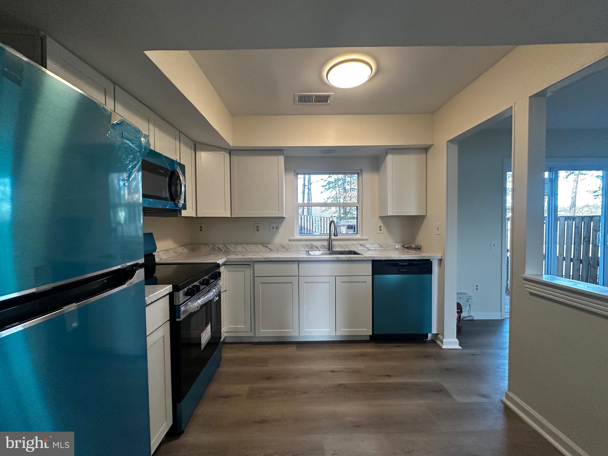 ST CHARLES SUB - WAKEFIELD - Residential