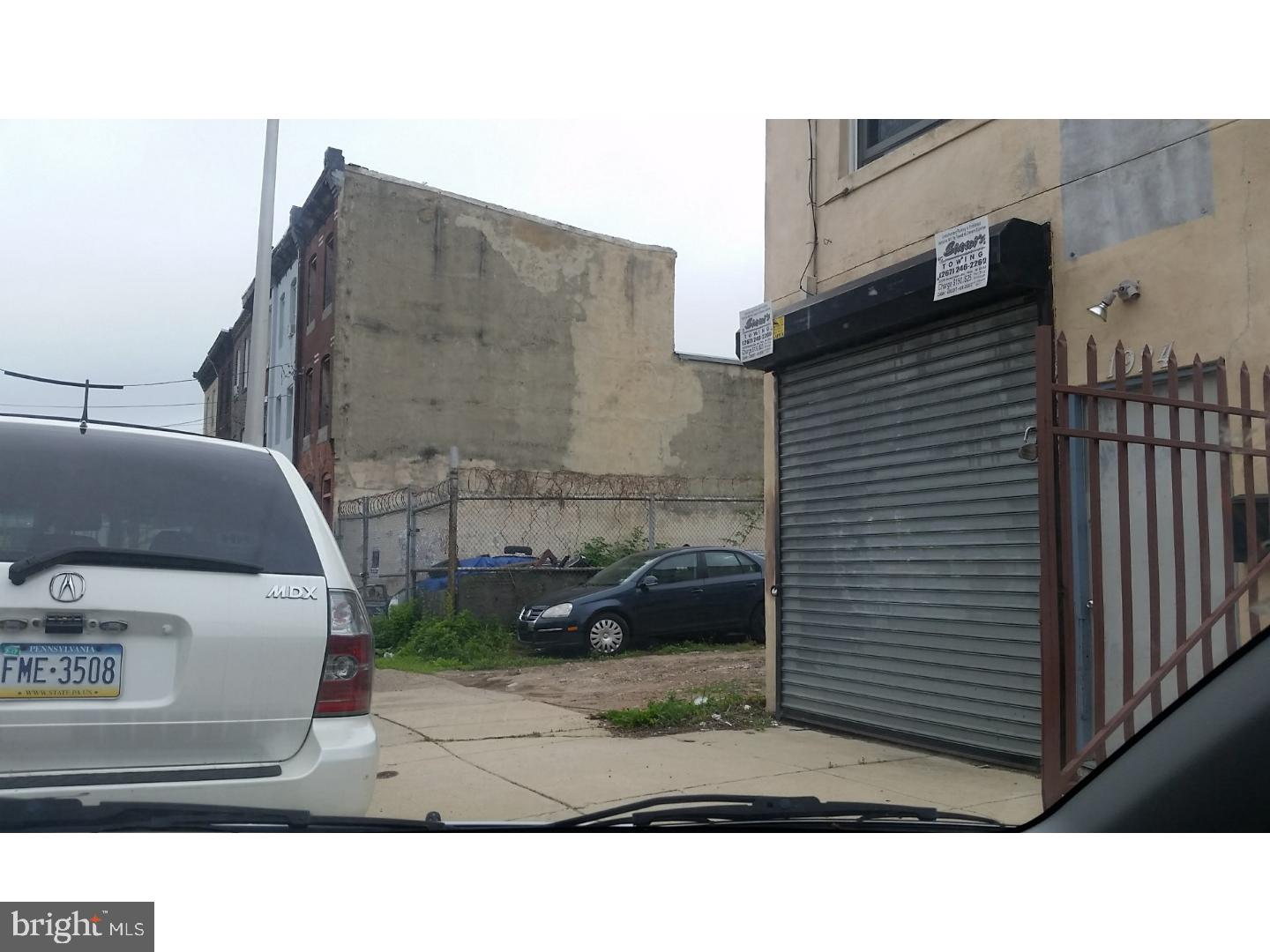 WEST KENSINGTON - Land