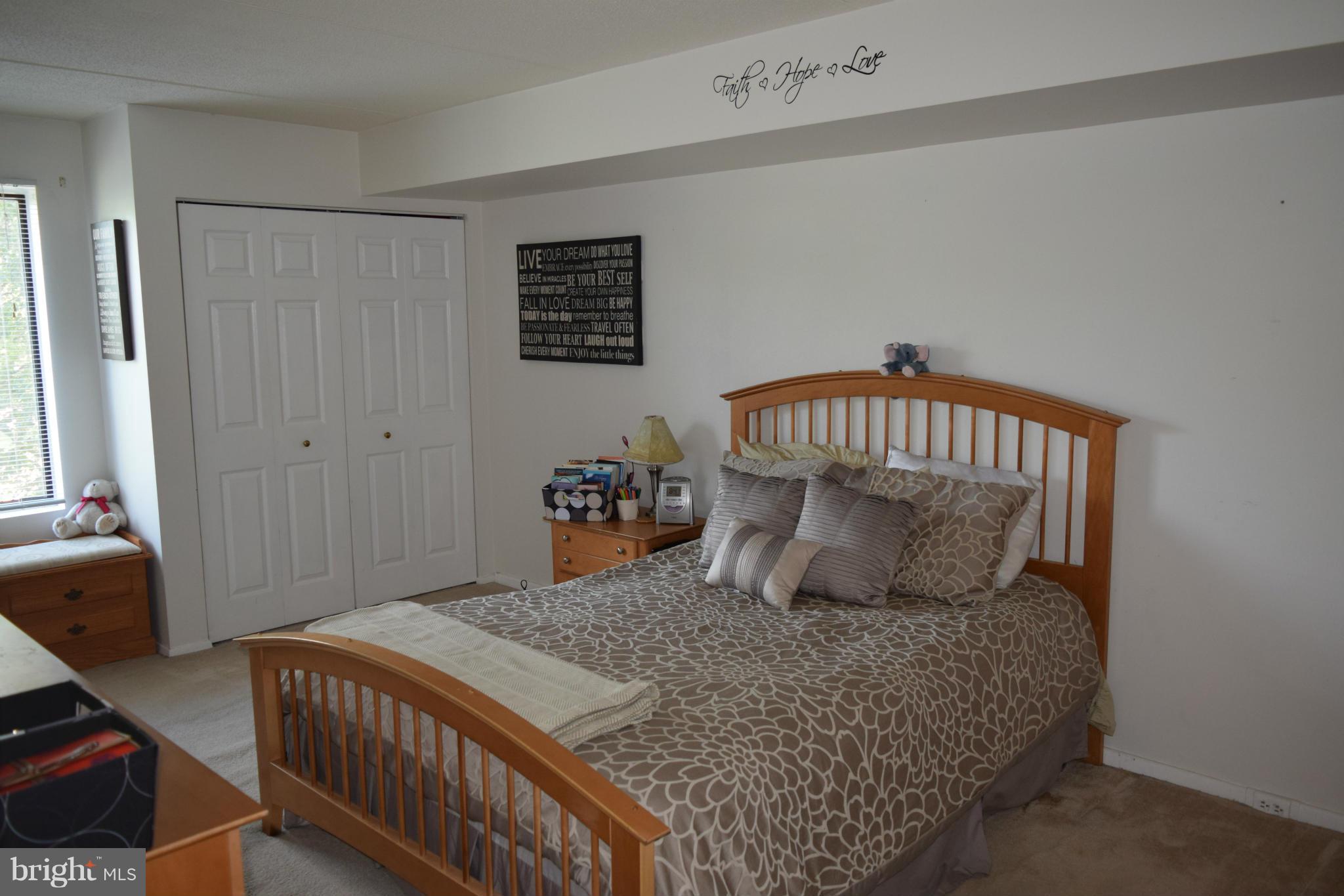 SENTINEL OF LANDMARK - Residential