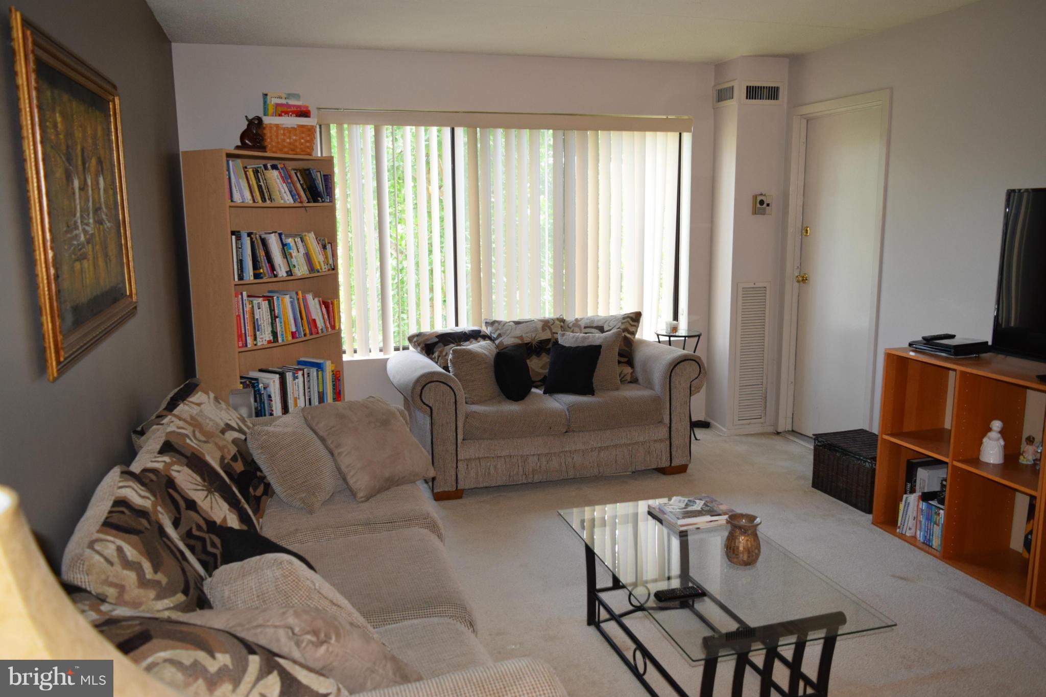 SENTINEL OF LANDMARK - Residential