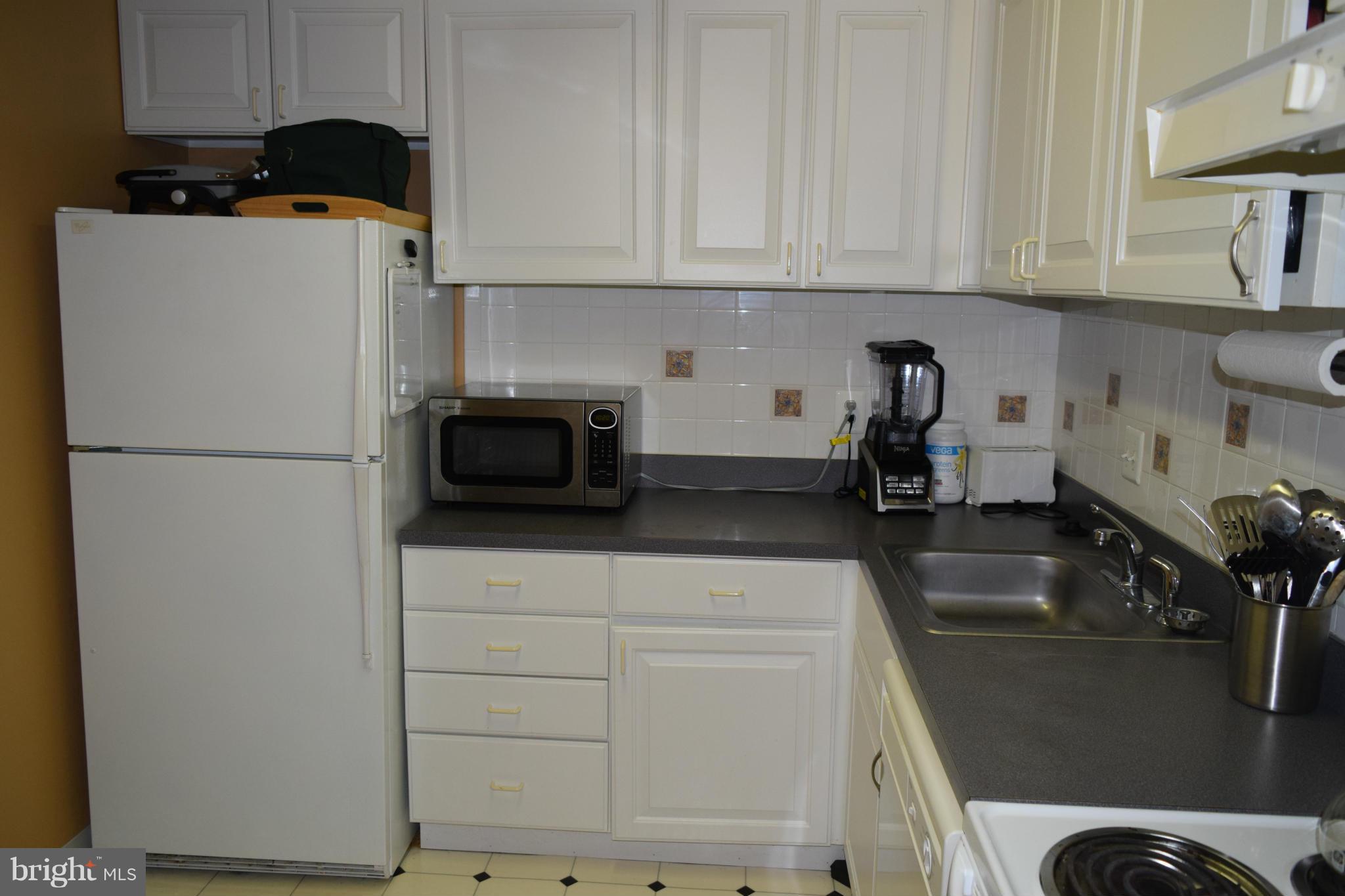 SENTINEL OF LANDMARK - Residential